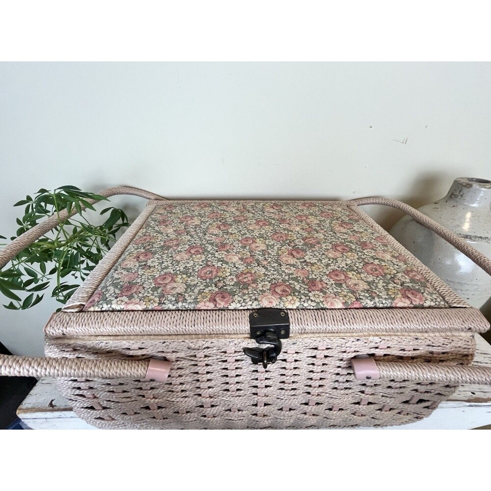 Vintage Floral Light Pink Sewing Basket Box Woven Wicker Cottage Country 17”x12”